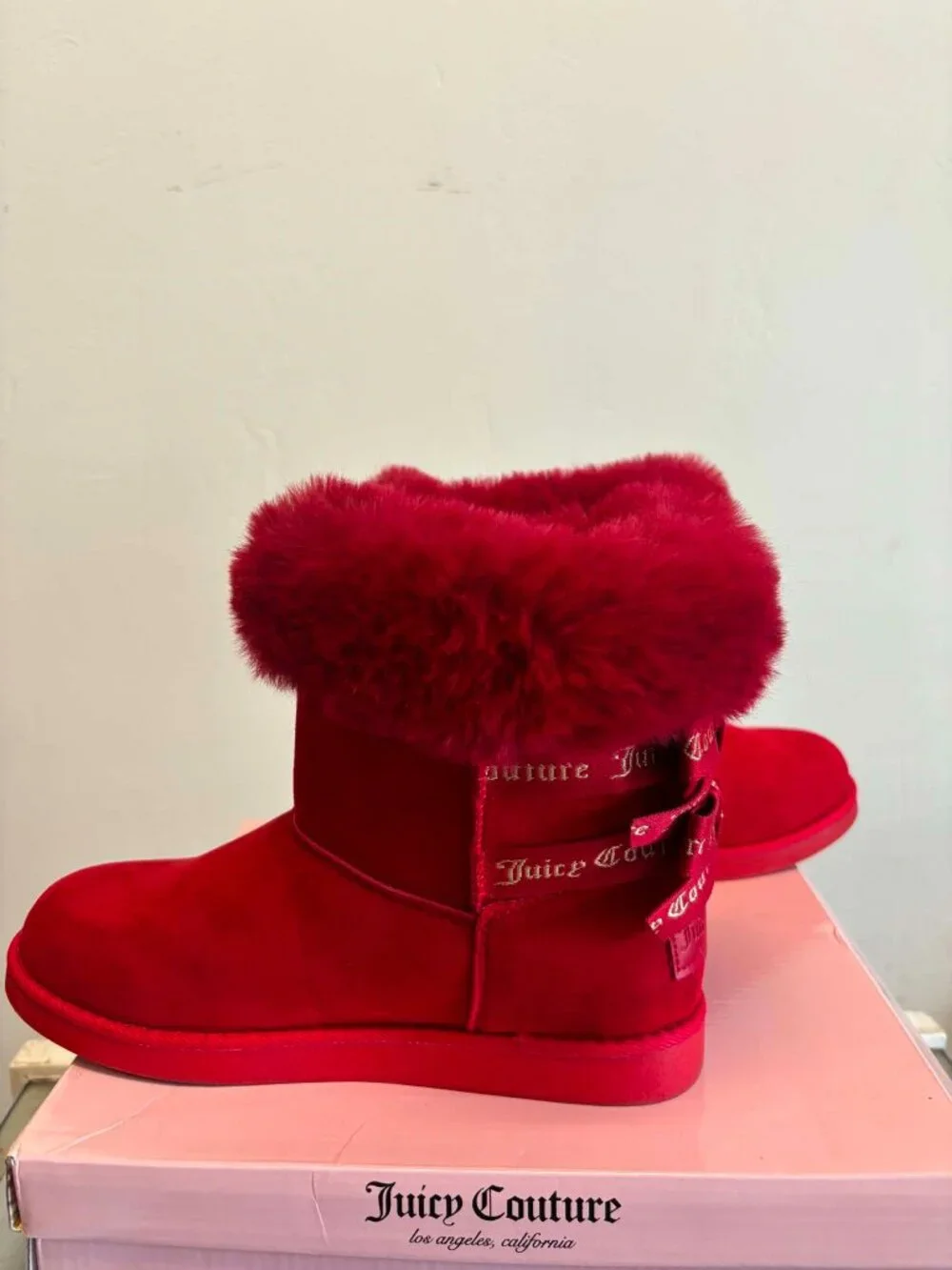 Juicy Couture Women's King 2 Faux Fur Winter Boots Size 6 P1